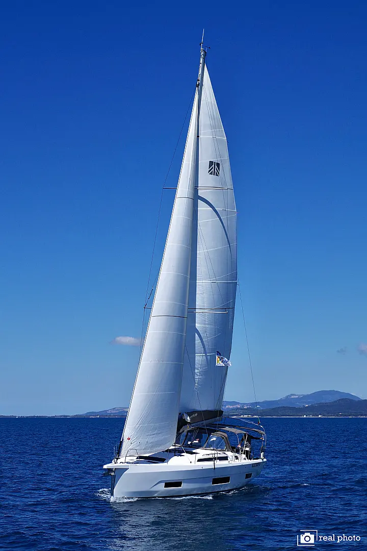 Dufour 470 - 